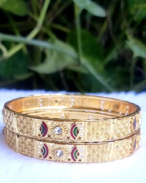 Designer Gold look Brass Kangan, Long Last Plating, Rs 90 per Pair, Pack of 3 Pair Mix Size for