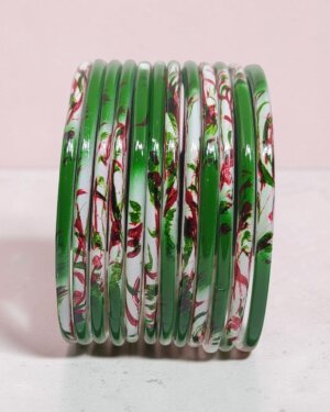 Hand Painted Glass Bangles, 6 Dozen Packing, Green Color, Mix Size (28-26-24-22) Packing, Rs 26.75/- Per Dozen